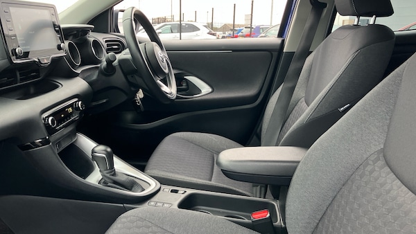 Used Toyota Yaris 2022 for sale - 76320013: Photo 10