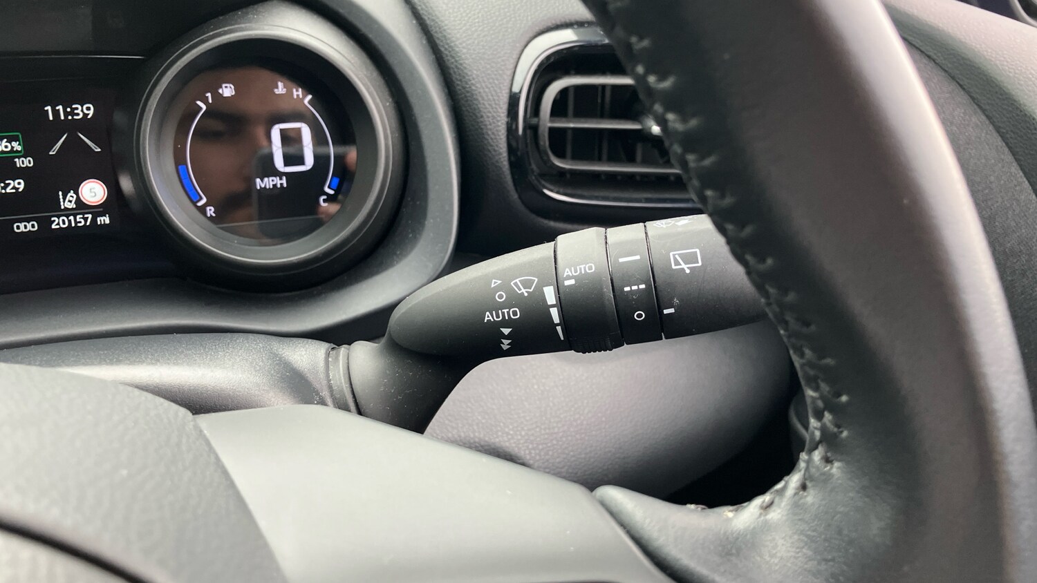 Used Toyota Yaris 2022 for sale - 76320013: Photo 27