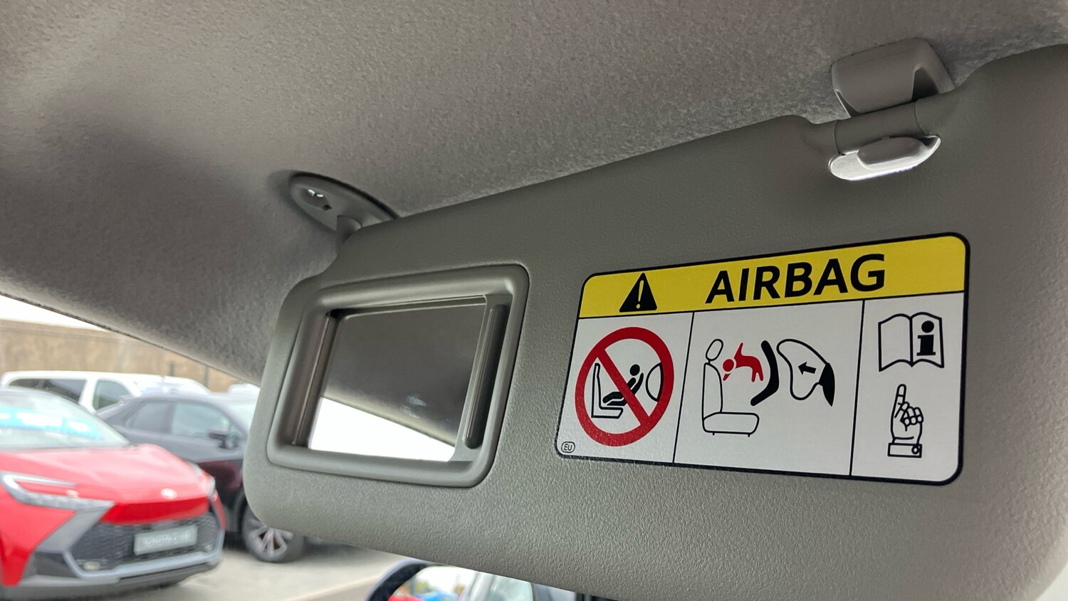 Used Toyota Yaris 2022 for sale - 76320013: Photo 36