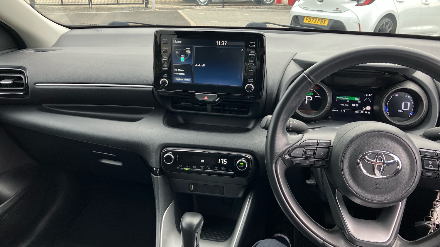 Used Toyota Yaris 2022 for sale - 76320013: Photo 5