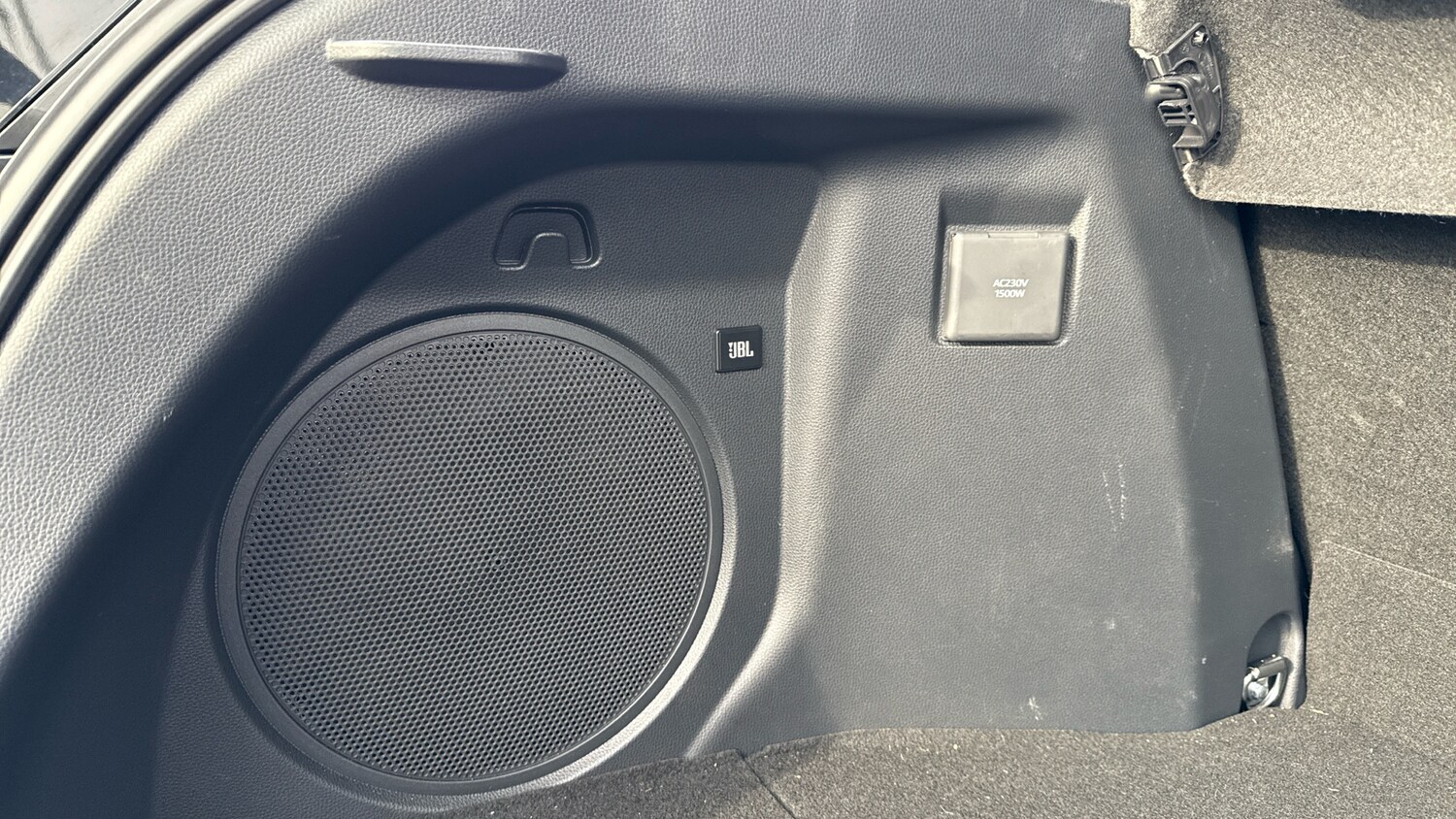 Used Toyota C-HR 2024 for sale - 77639128: Photo 21