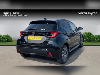 Used Toyota Yaris 2024 for sale - 79271836: Photo
