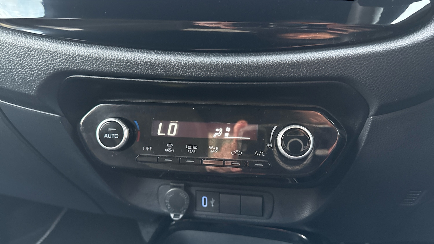 Used Toyota Aygo X 2024 for sale - 77113283: Photo 24