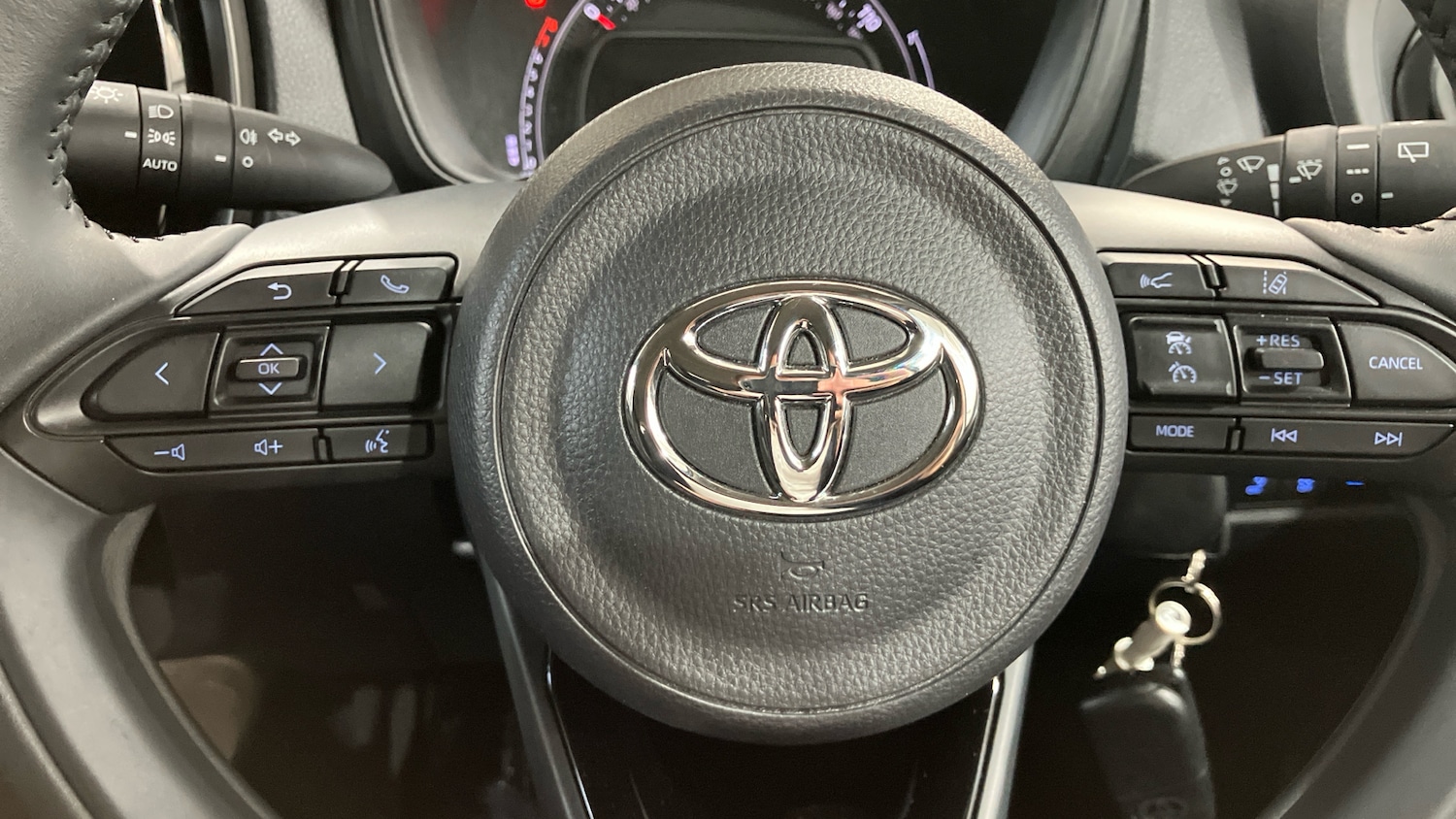 Used Toyota Aygo X 2023 for sale - 76518439: Photo 24