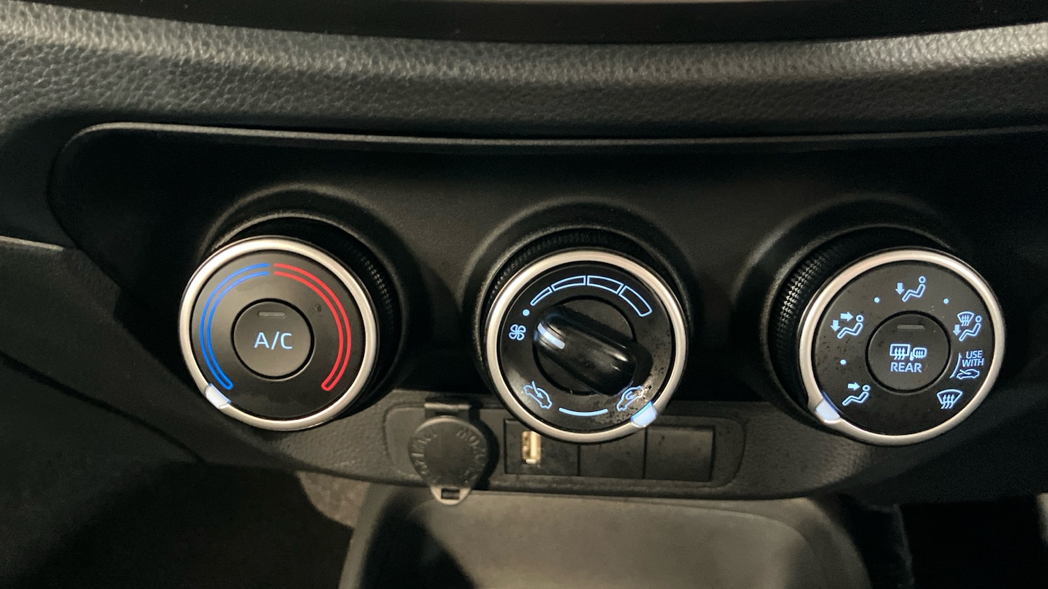 Used Toyota Aygo X 2023 for sale - 76518439: Photo 27