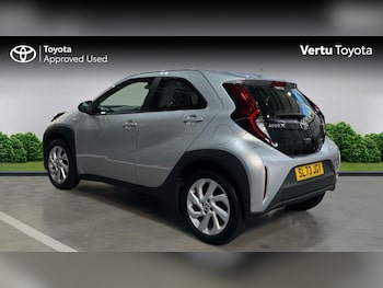 Used Toyota Aygo X 2023 for sale - 76518439: Photo