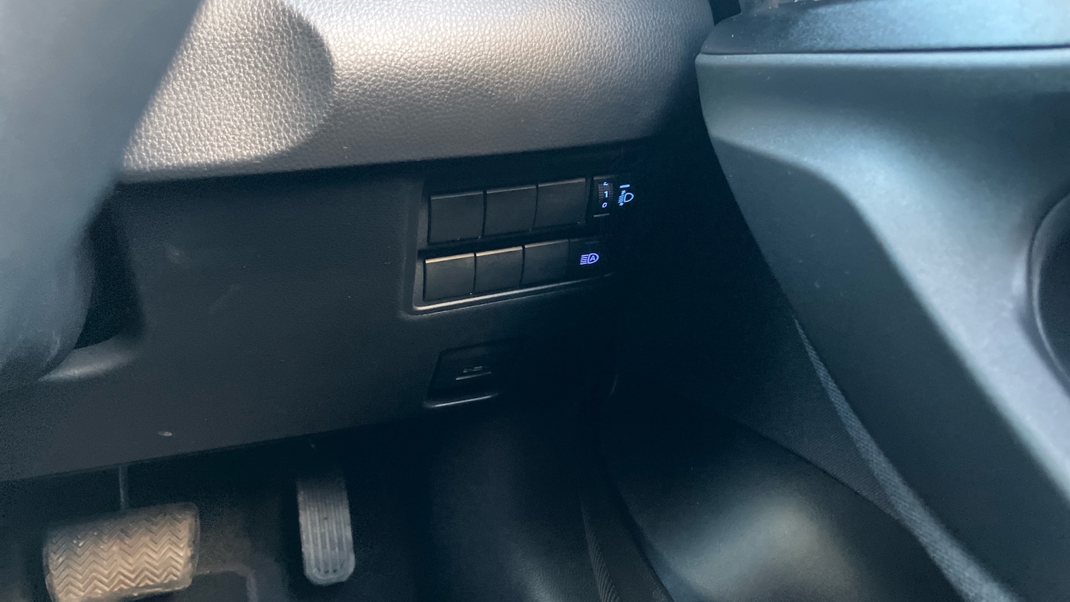 Used Toyota Yaris Cross 2023 for sale - 76357748: Photo 32