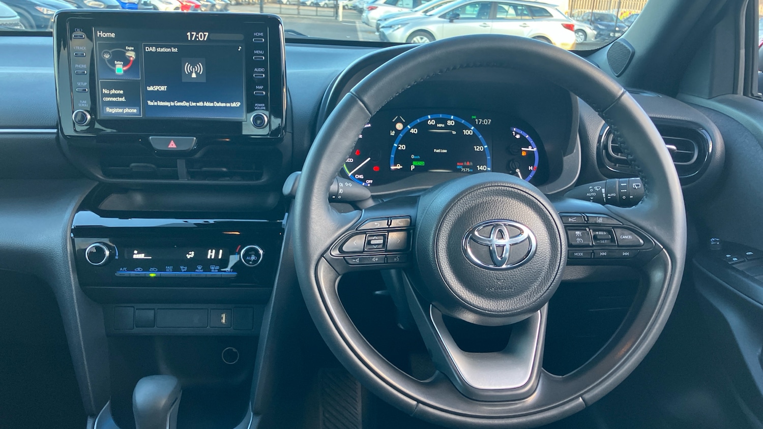 Used Toyota Yaris Cross 2023 for sale - 76357748: Photo 6