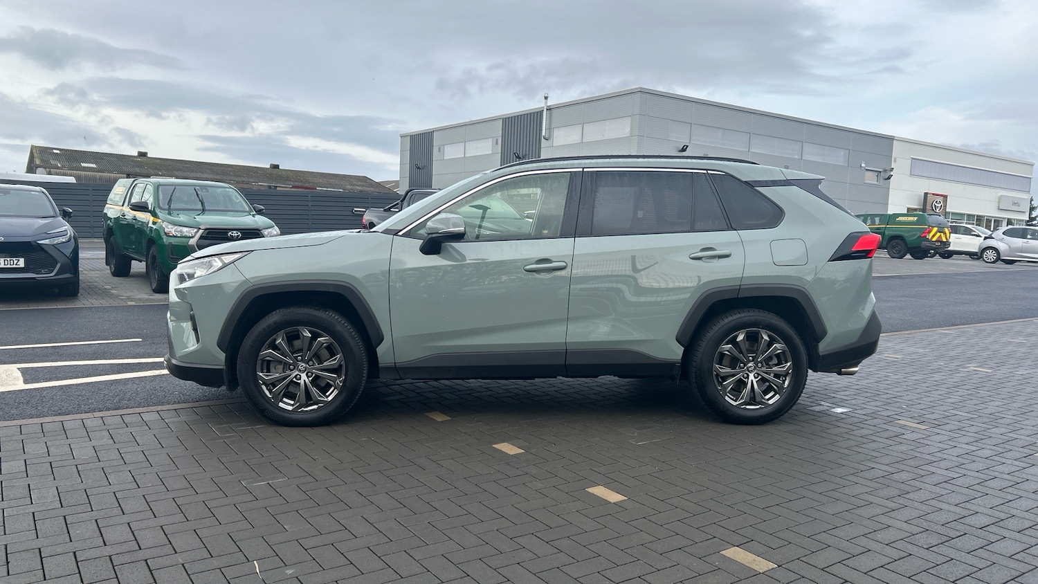 Used Toyota RAV4 2022 for sale - 76957011: Photo 17