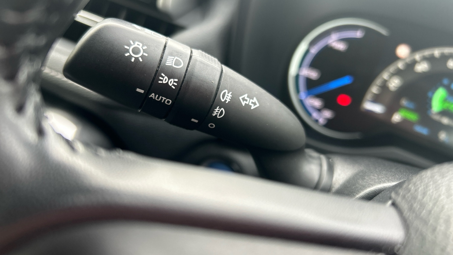 Used Toyota RAV4 2022 for sale - 76957011: Photo 30