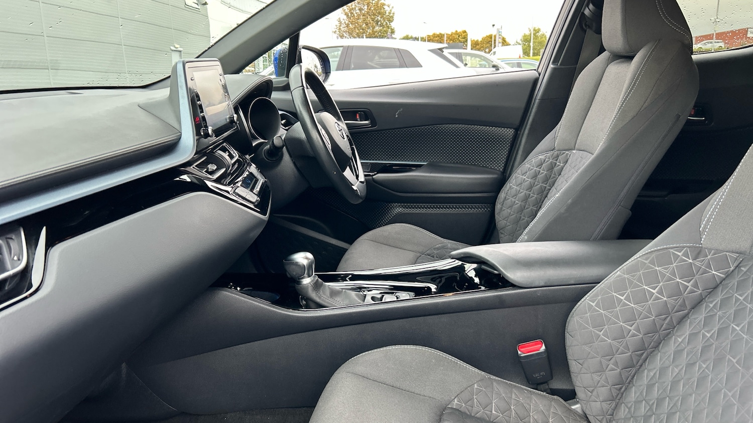 Used Toyota C-HR 2021 for sale - 76117296: Photo 10