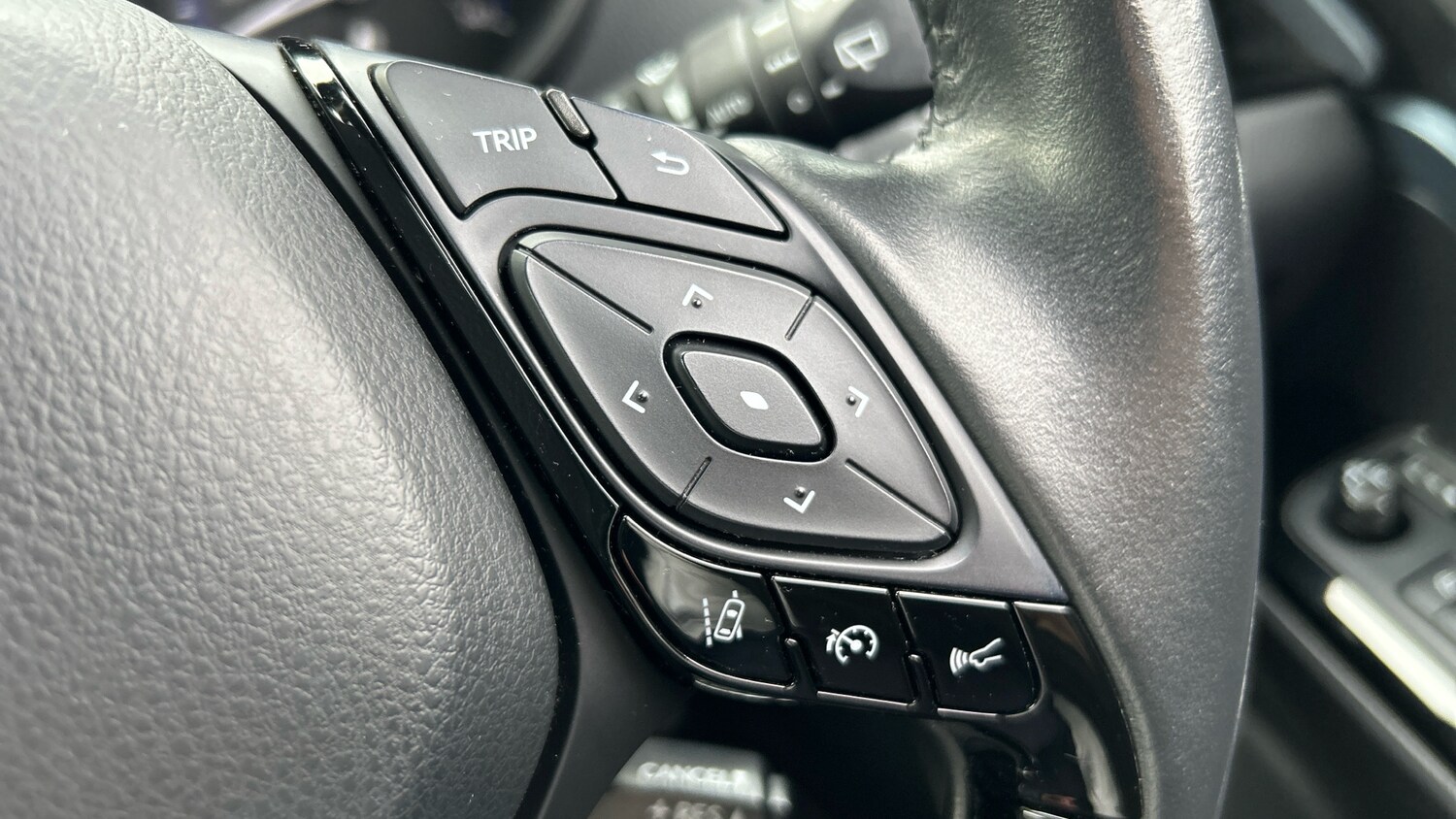 Used Toyota C-HR 2021 for sale - 76117296: Photo 31