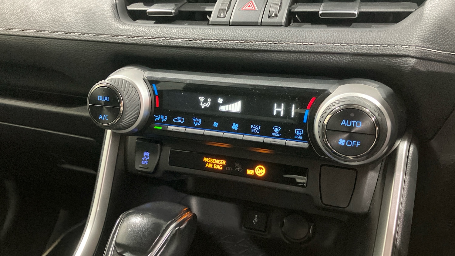 Used Toyota RAV4 2021 for sale - 77003194: Photo 27