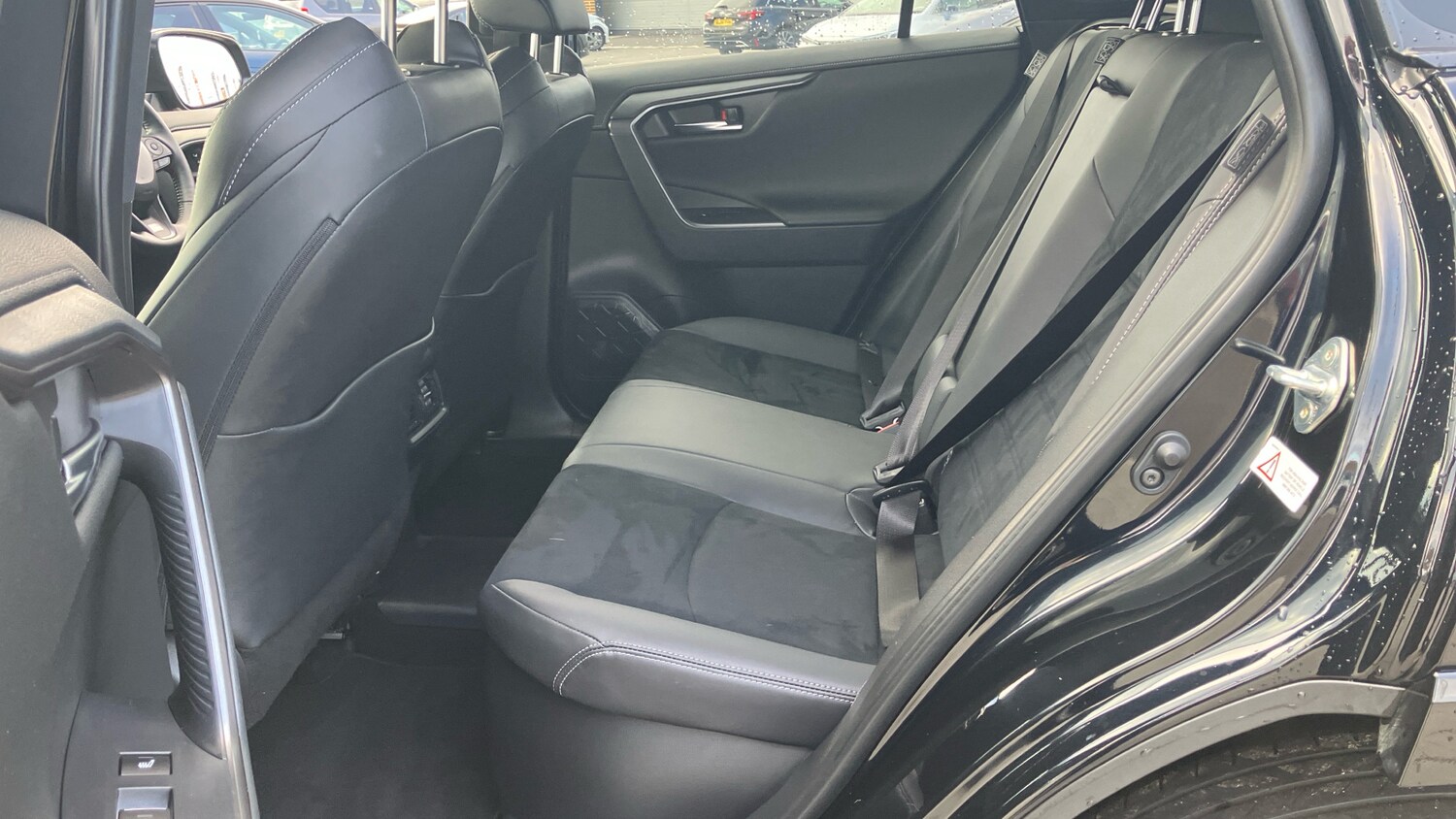 Used Toyota RAV4 2025 for sale - 76518441: Photo 13