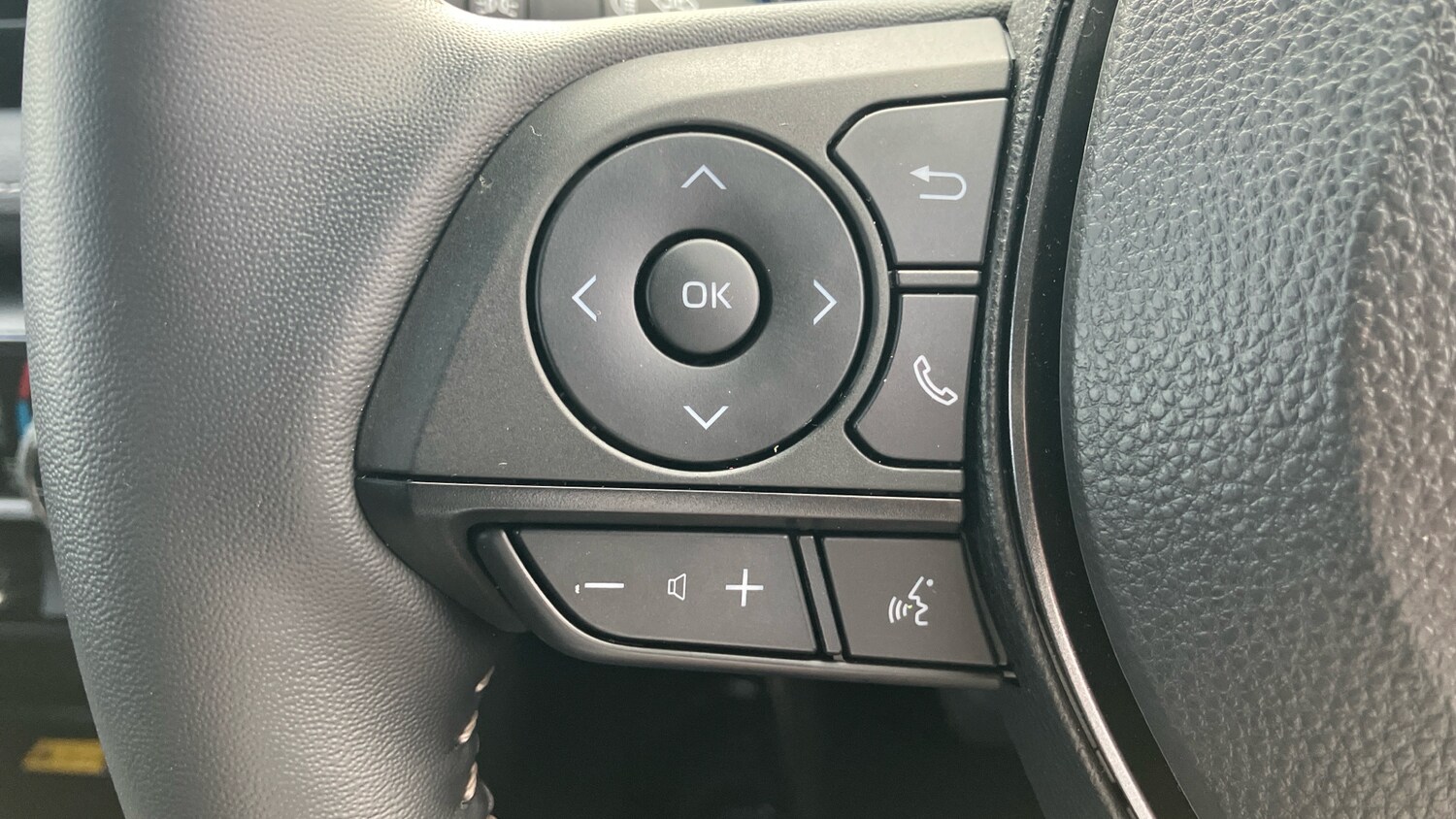 Used Toyota RAV4 2025 for sale - 76518441: Photo 24