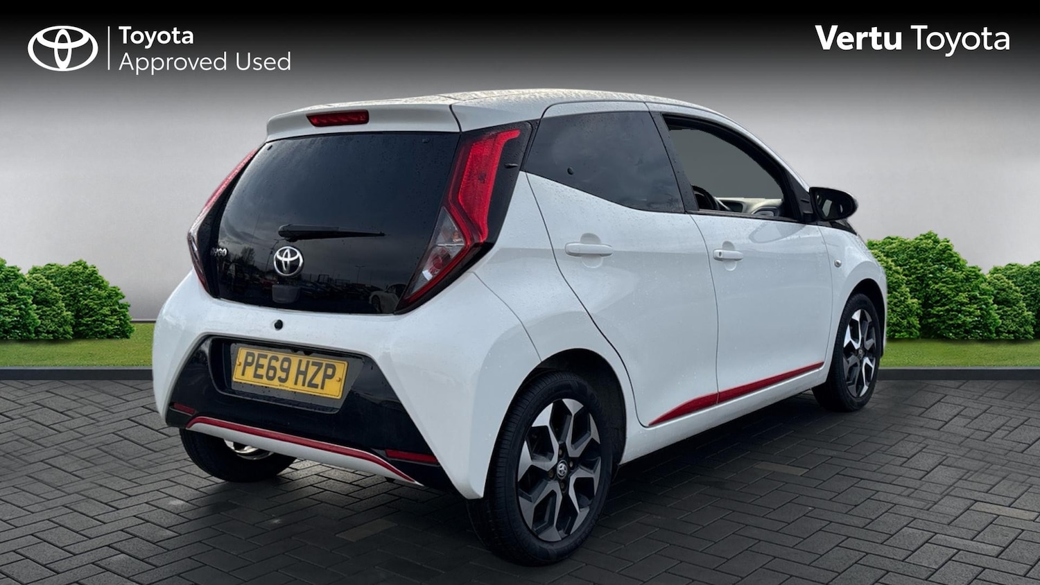 Used Toyota AYGO 2019 for sale - 77225669: Photo 2