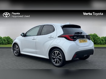 Used Toyota Yaris 2022 for sale - 76984621: Photo