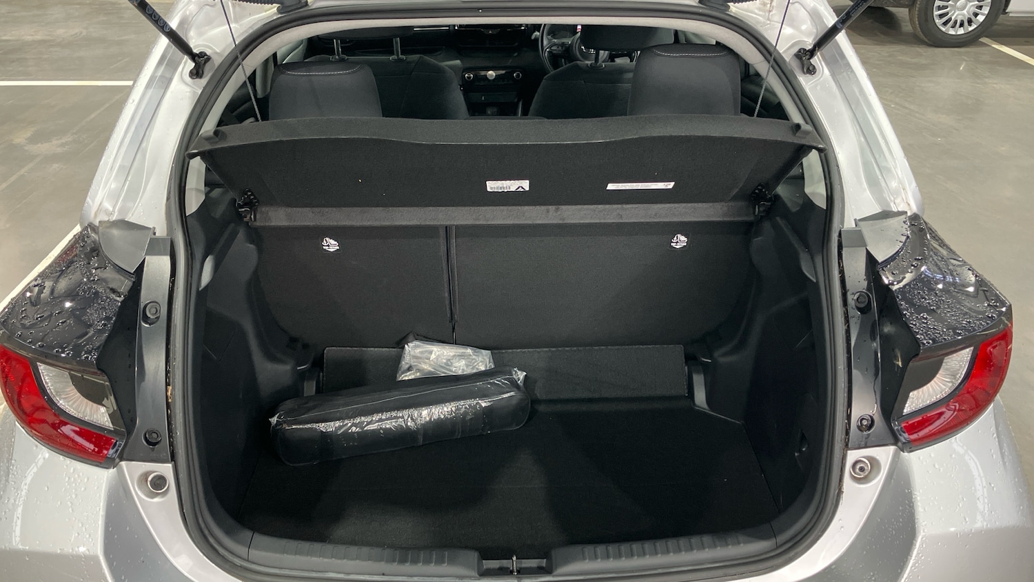 Used Toyota Yaris 2020 for sale - 77641252: Photo 14