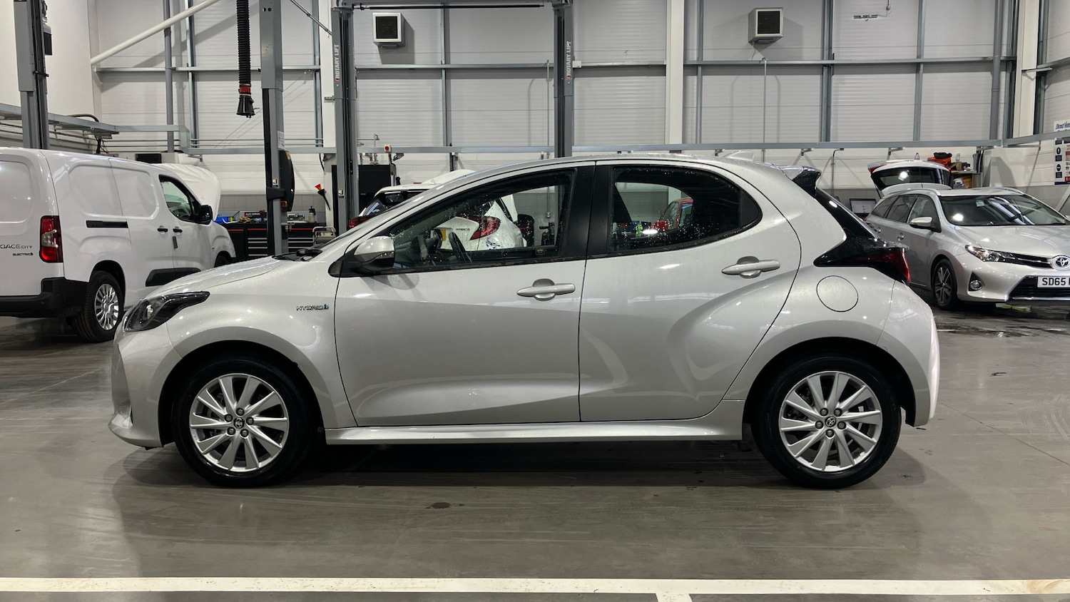 Used Toyota Yaris 2020 for sale - 77641252: Photo 17