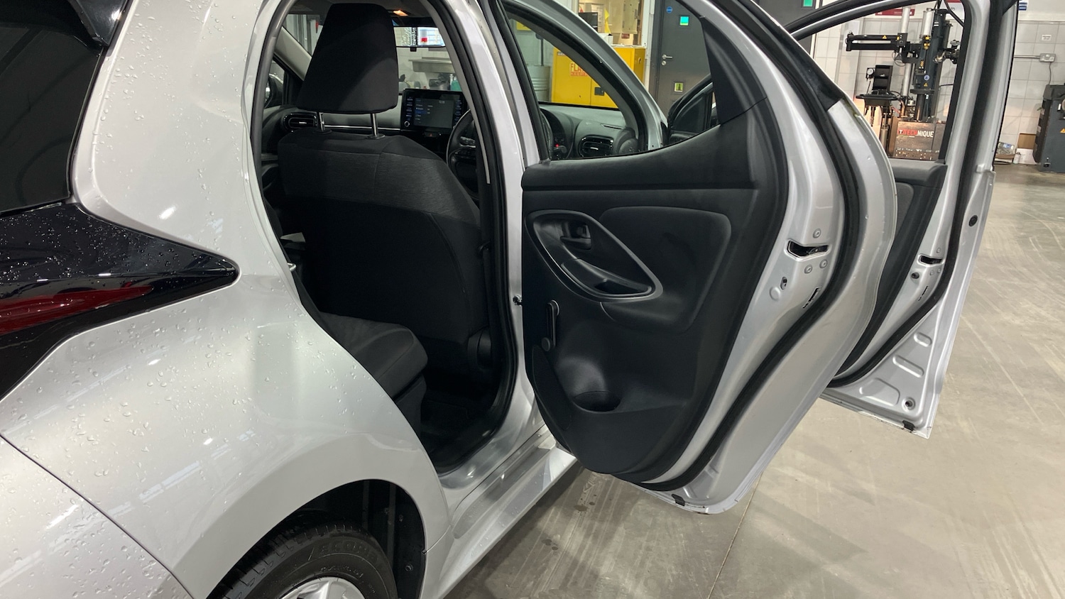 Used Toyota Yaris 2020 for sale - 77641252: Photo 26