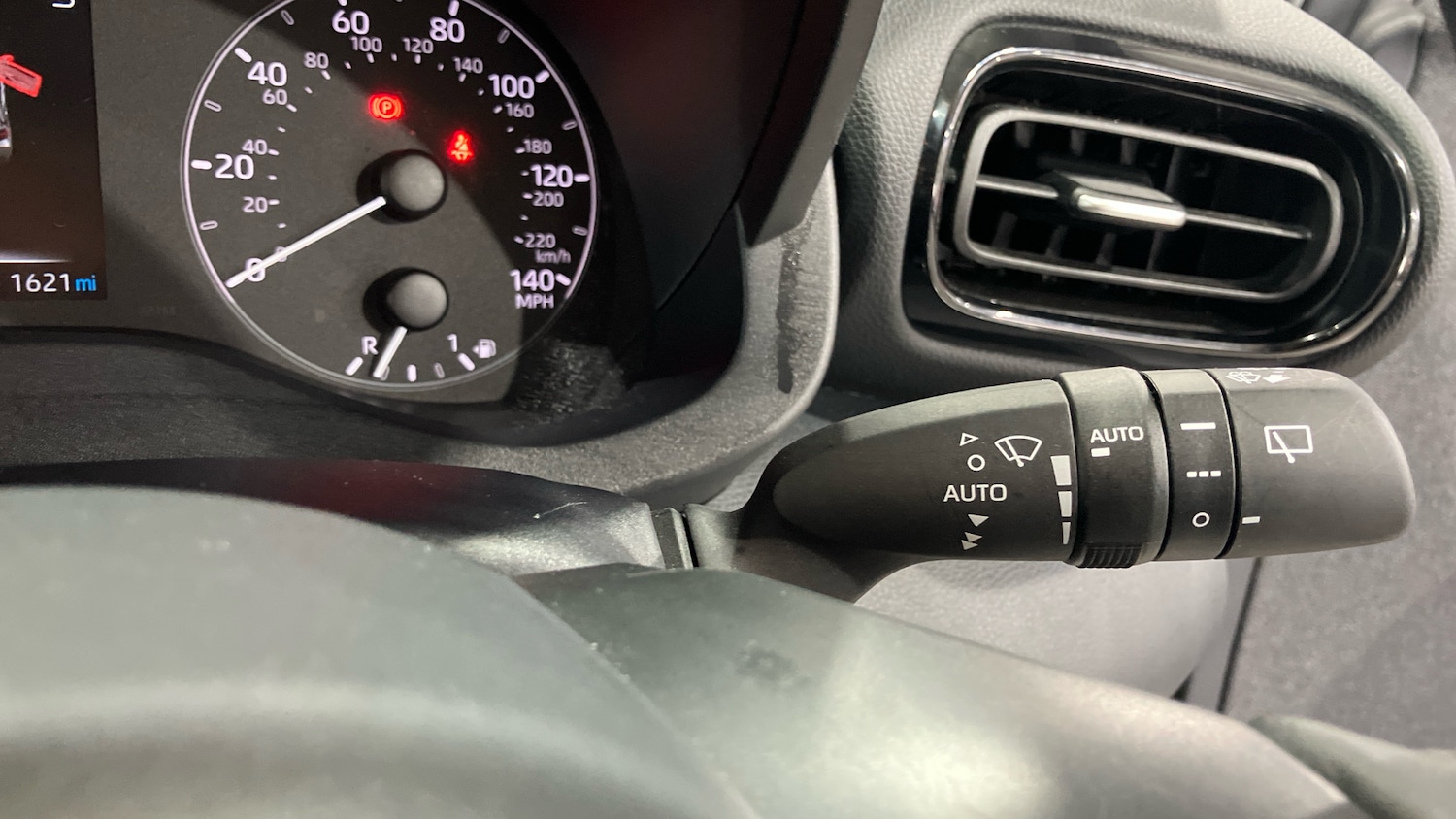 Used Toyota Yaris 2020 for sale - 77641252: Photo 31