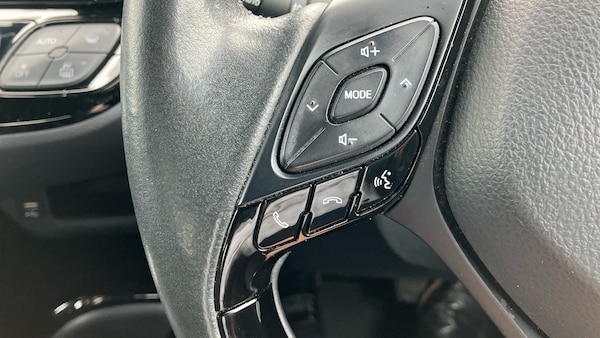 Used Toyota C-HR 2020 for sale - 76284456: Photo 25