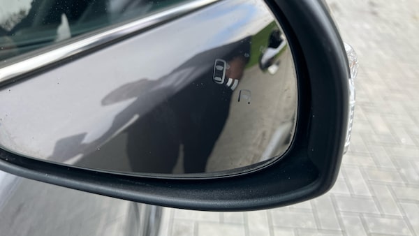 Used Toyota C-HR 2020 for sale - 76284456: Photo 46