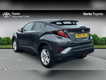 Used Toyota C-HR 2023 for sale - 79274393: Photo