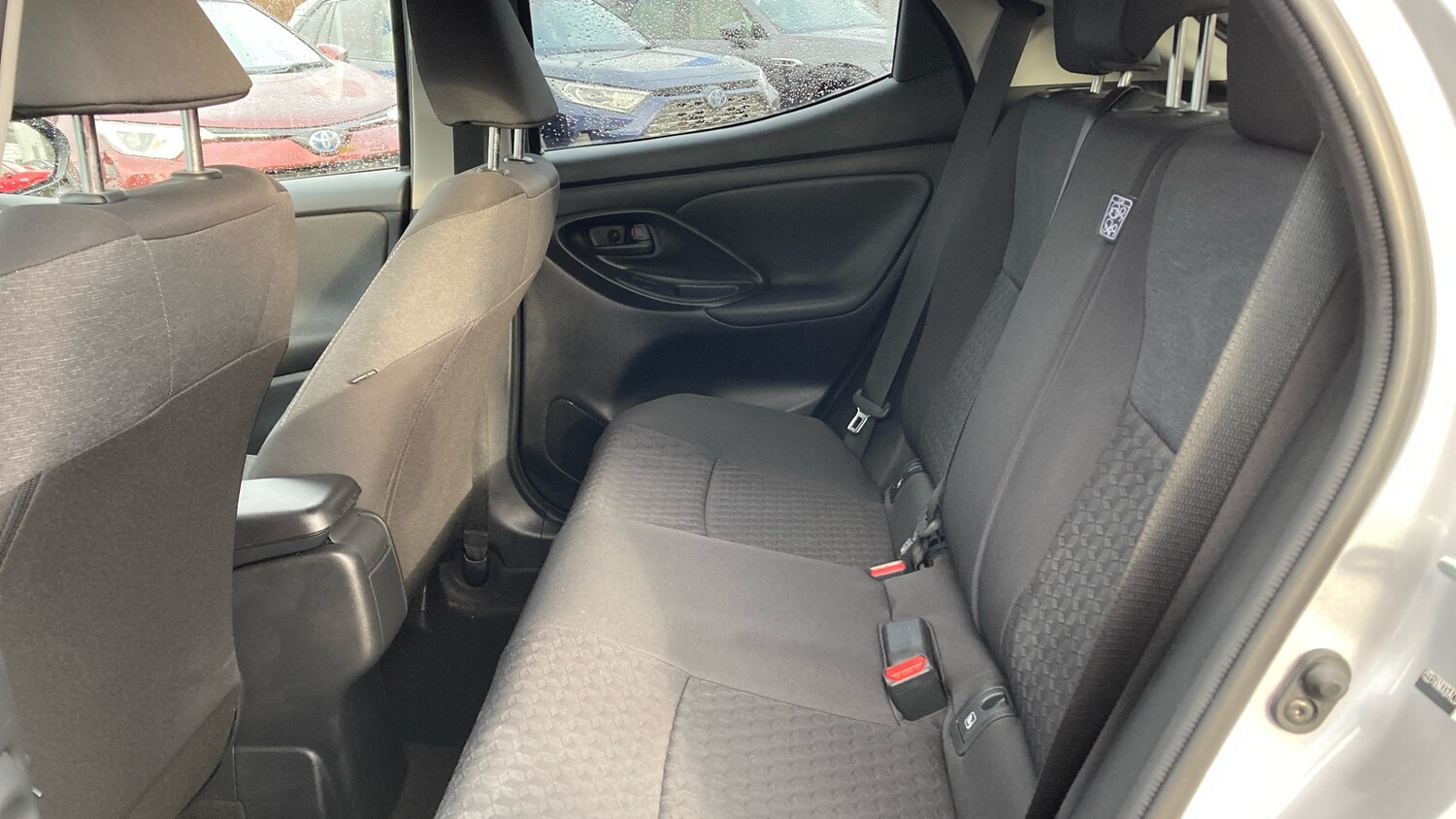 Used Toyota Yaris 2022 for sale - 77873158: Photo 13