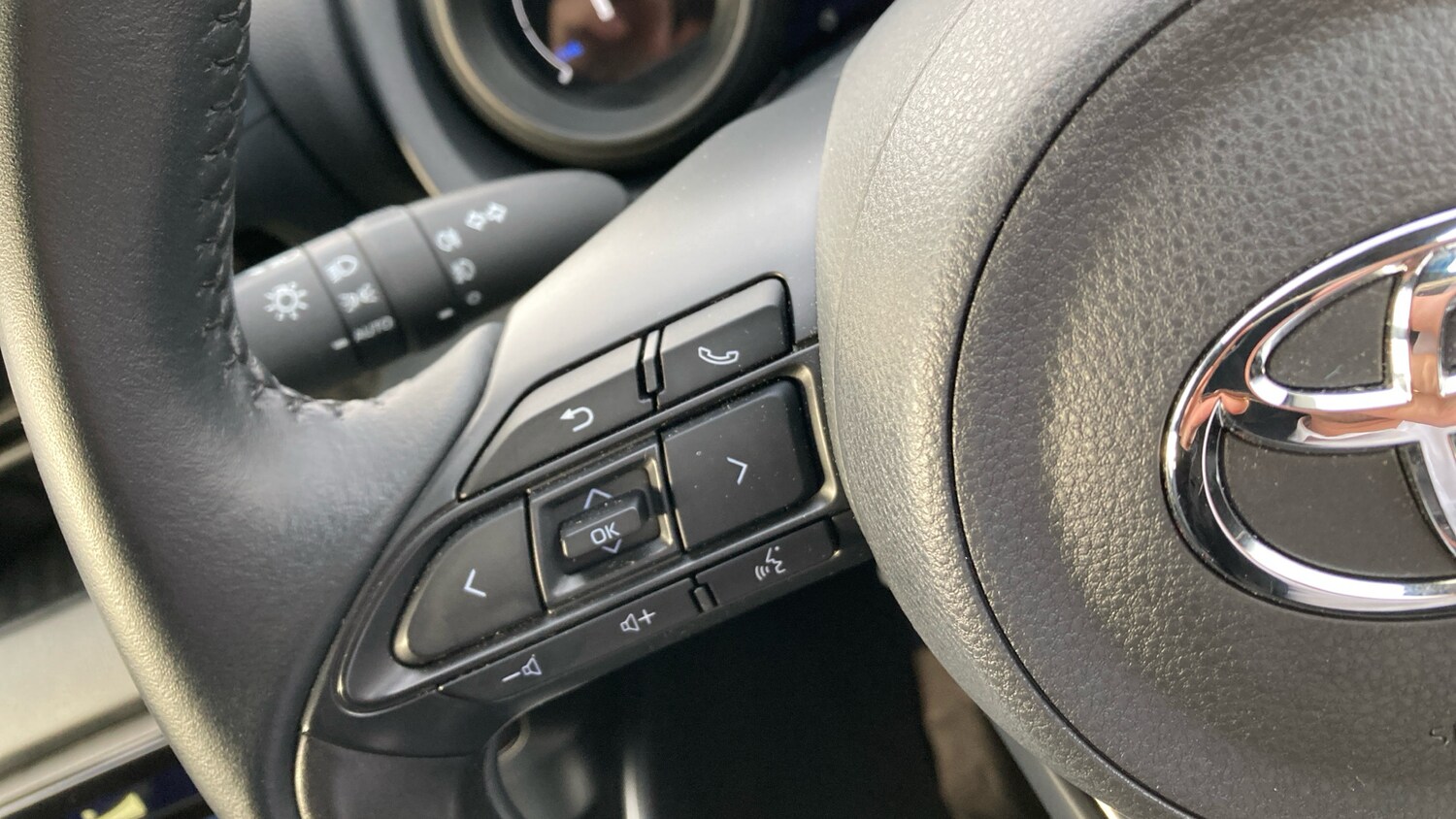 Used Toyota Yaris 2022 for sale - 77873158: Photo 31