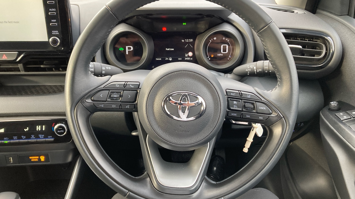 Used Toyota Yaris 2022 for sale - 77873158: Photo 8