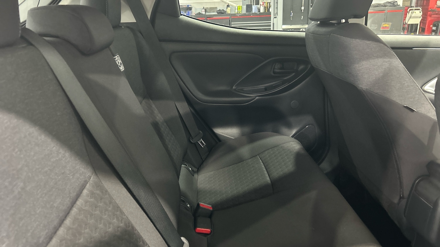 Used Toyota Yaris 2022 for sale - 76159872: Photo 12