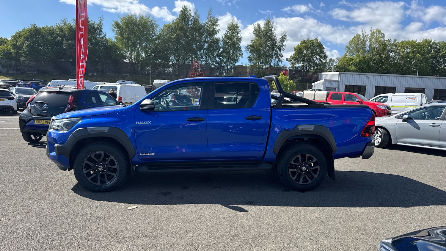 Used Toyota Hilux 2023 for sale - 76153218: Photo 17