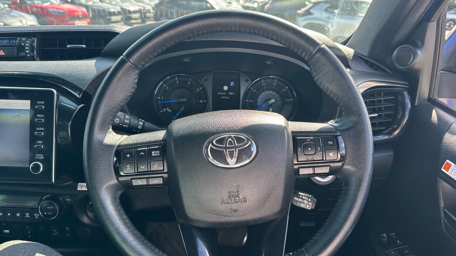 Used Toyota Hilux 2023 for sale - 76153218: Photo 8