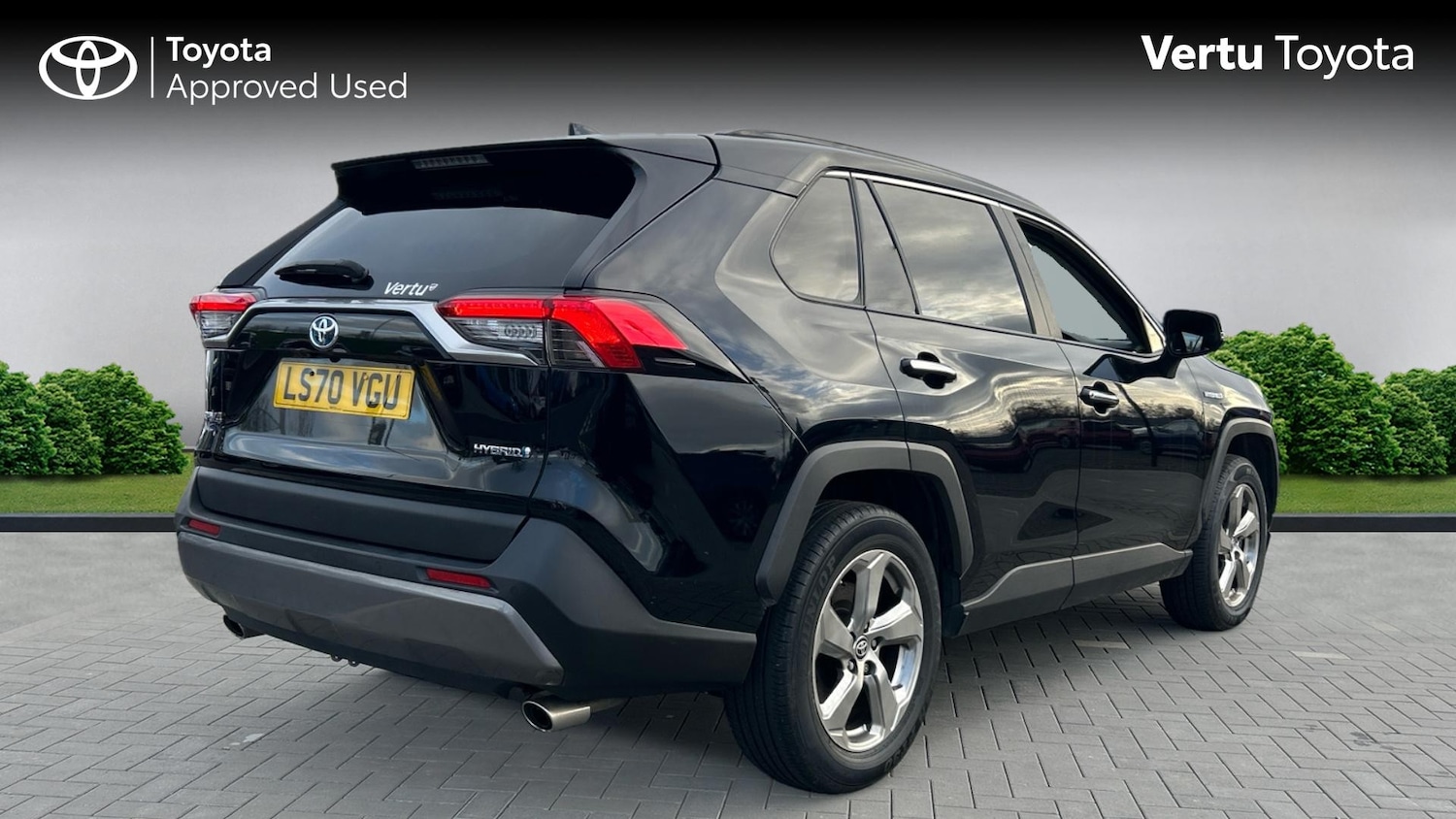 Used Toyota RAV4 2020 for sale - 76539235: Photo 2