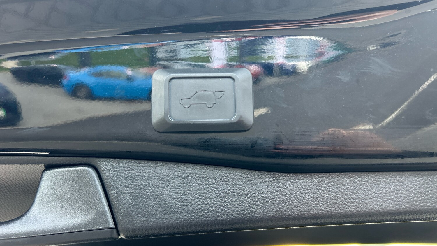 Used Toyota RAV4 2020 for sale - 76539235: Photo 26