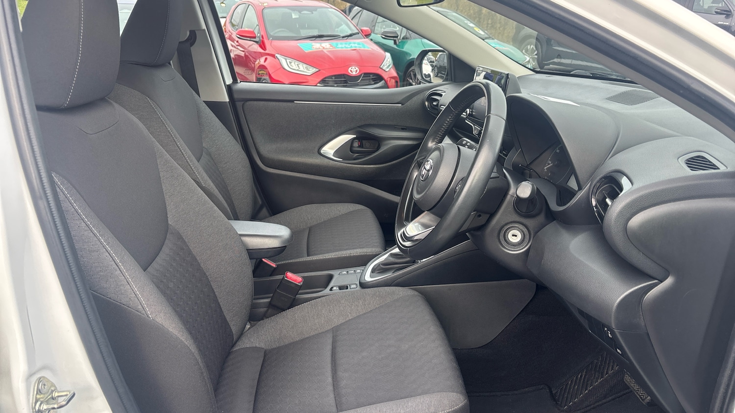 Used Toyota Yaris 2021 for sale - 77883793: Photo 11