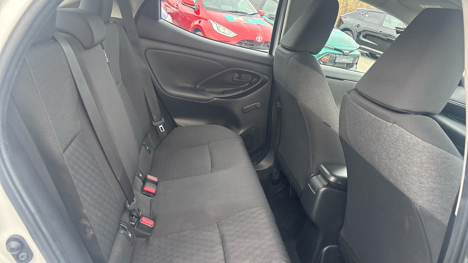 Used Toyota Yaris 2021 for sale - 77883793: Photo 12