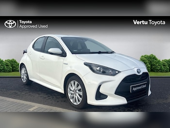 Used Toyota Yaris 2021 for sale - 77883793: Photo