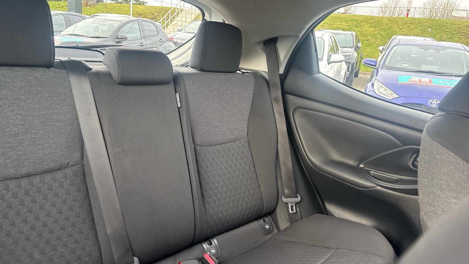 Used Toyota Yaris 2021 for sale - 77883793: Photo 24