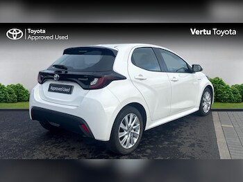 Used Toyota Yaris 2021 for sale - 77883793: Photo