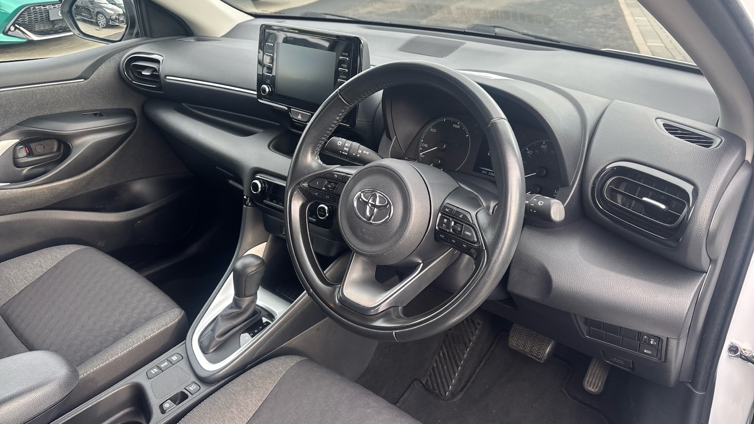 Used Toyota Yaris 2021 for sale - 77883793: Photo 37