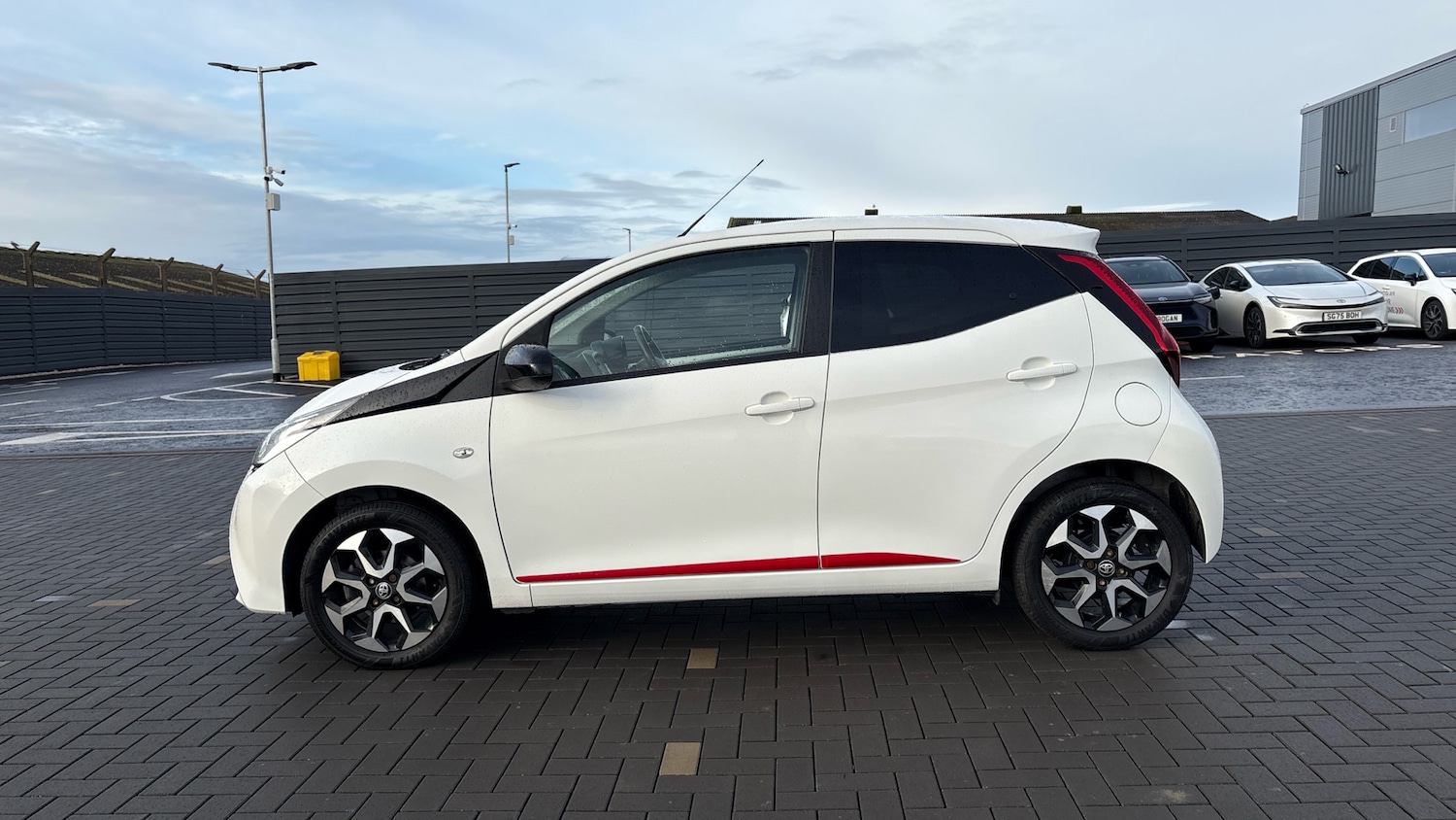 Used Toyota AYGO 2019 for sale - 77282928: Photo 17