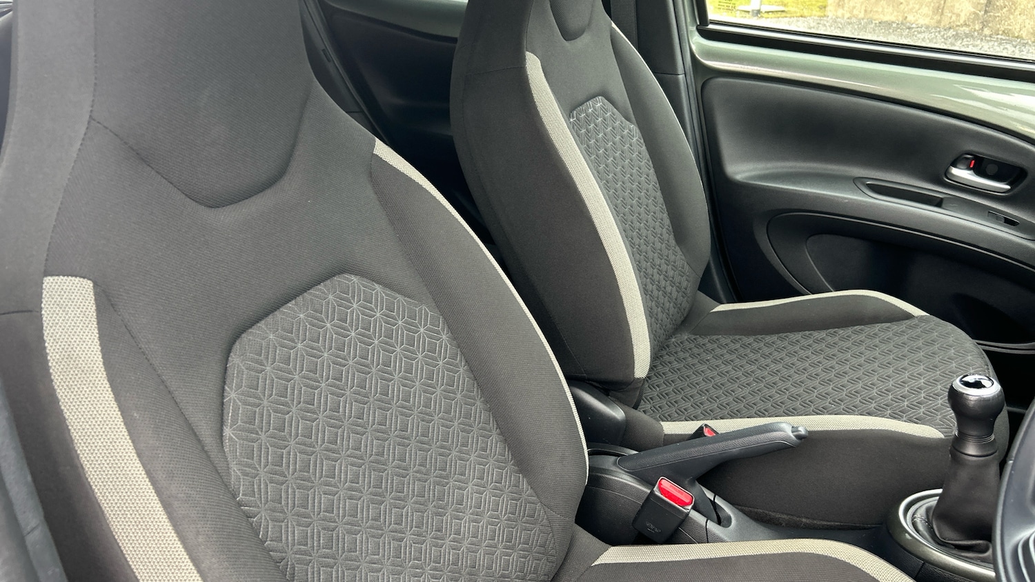 Used Toyota Aygo X 2022 for sale - 77637952: Photo 40