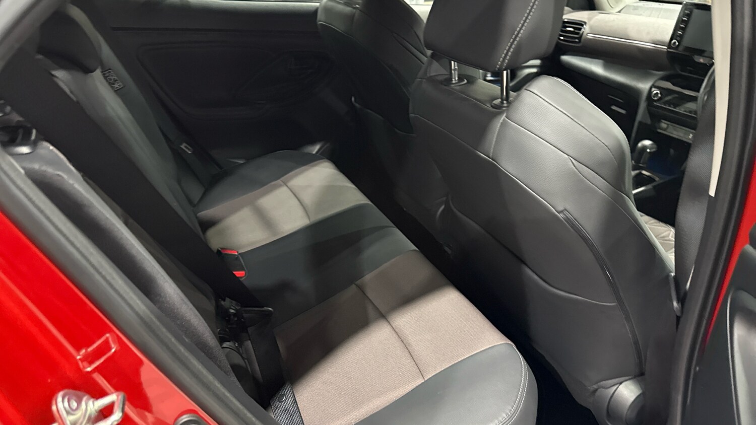 Used Toyota Yaris Cross 2023 for sale - 77125027: Photo 12