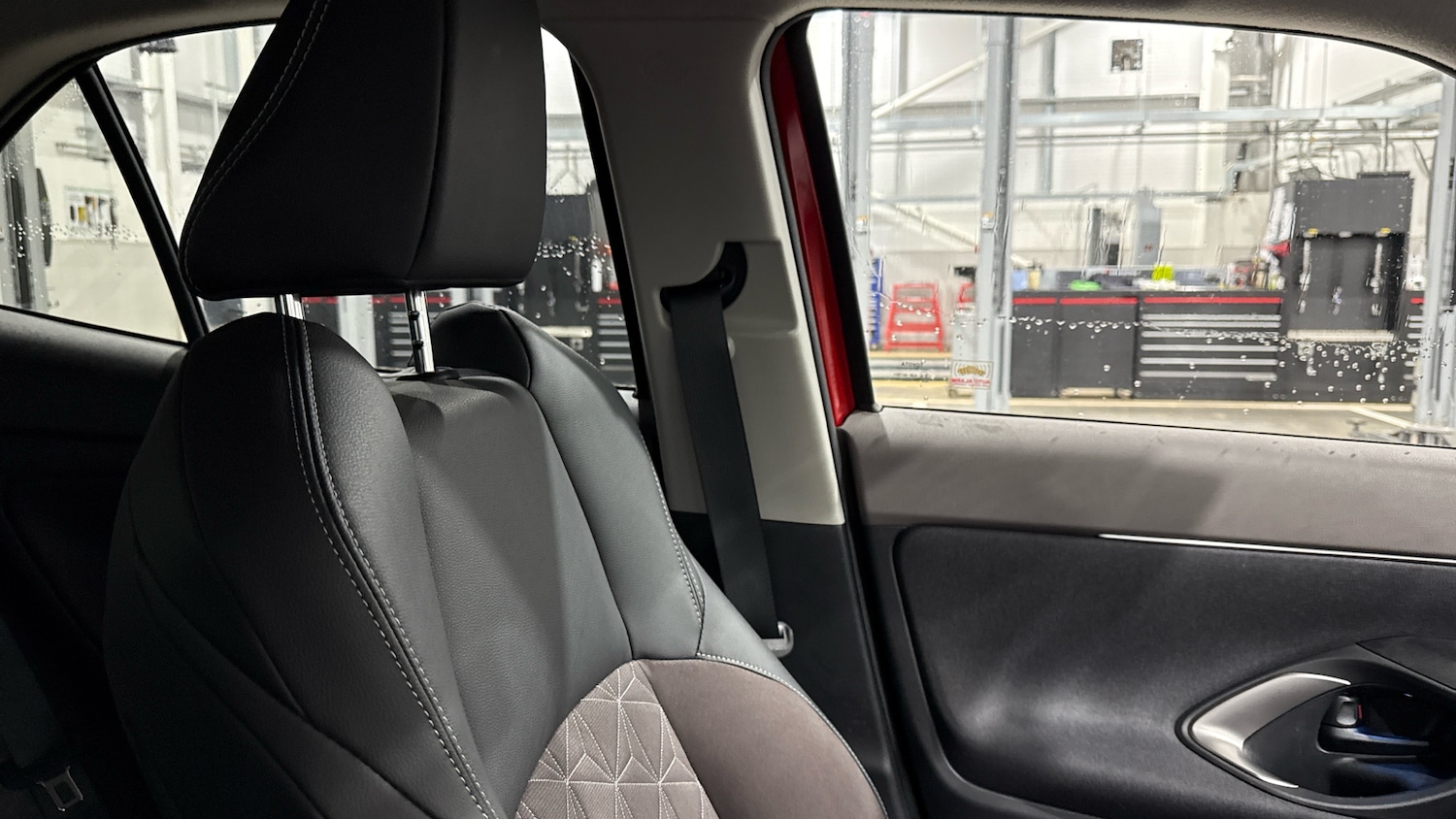 Used Toyota Yaris Cross 2023 for sale - 77125027: Photo 32