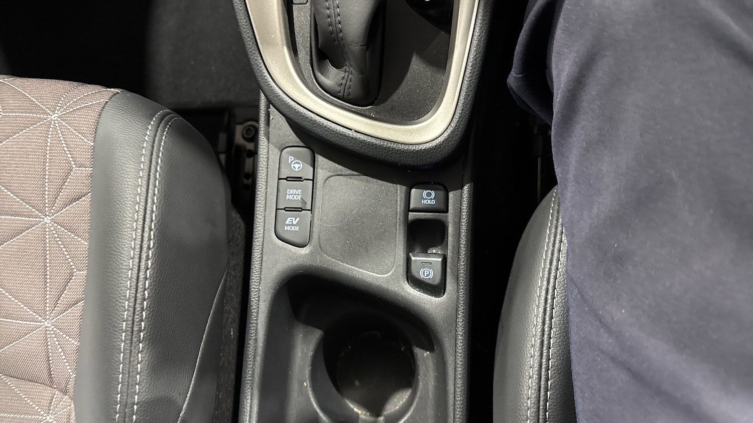 Used Toyota Yaris Cross 2023 for sale - 77125027: Photo 36