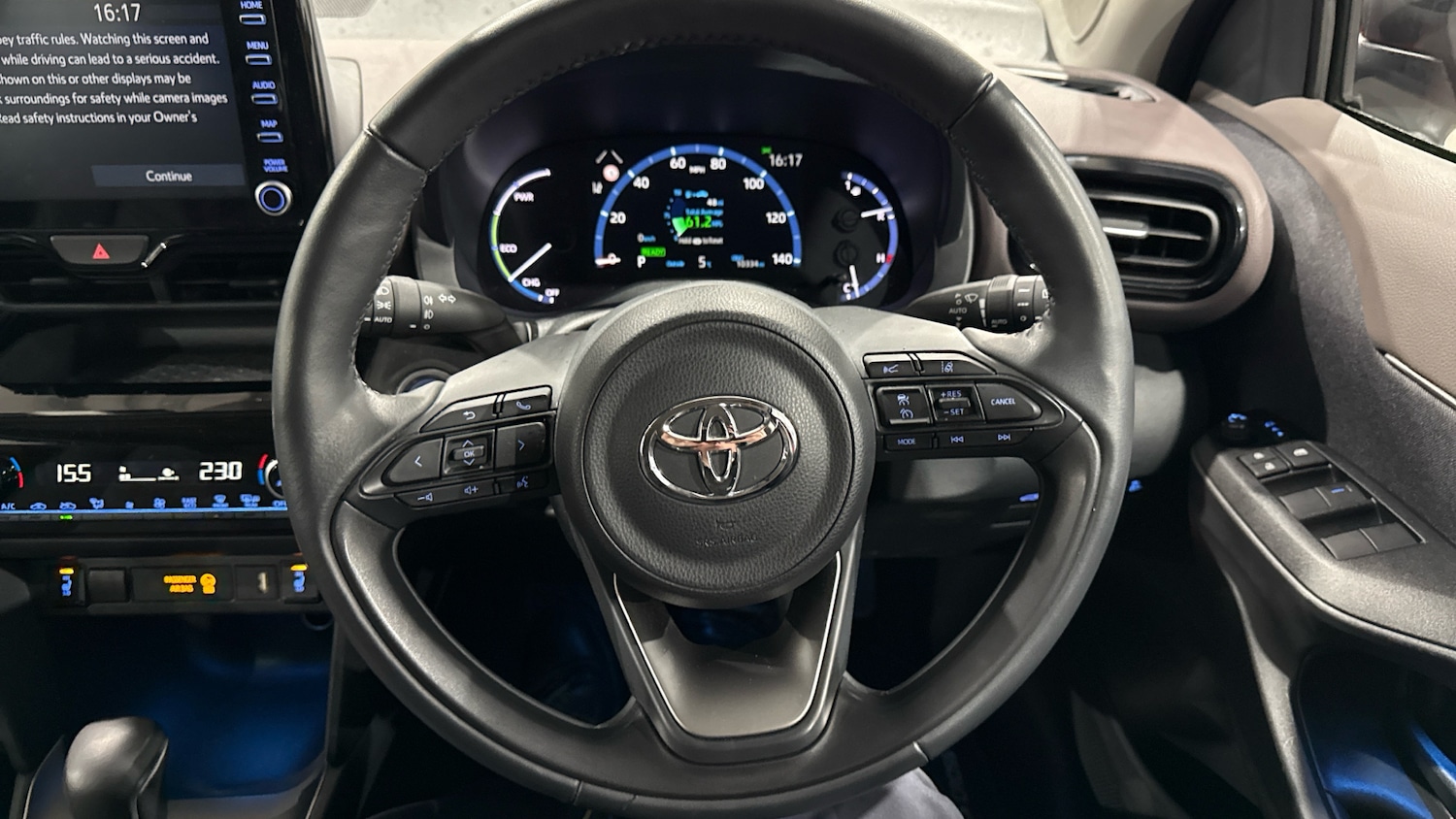 Used Toyota Yaris Cross 2023 for sale - 77125027: Photo 6