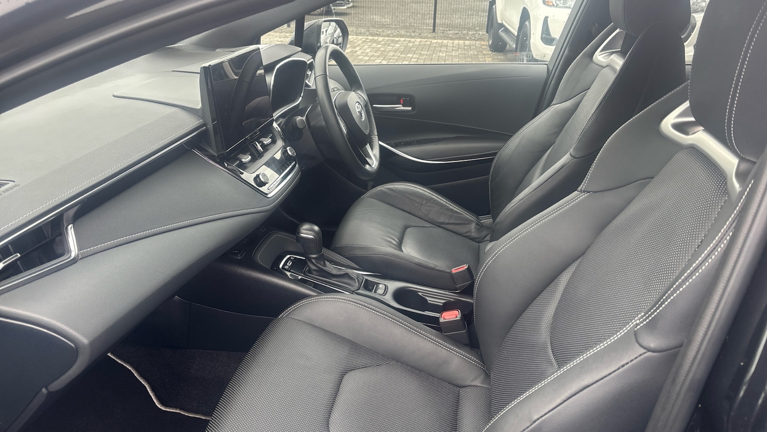 Used Toyota Corolla 2023 for sale - 76104644: Photo 10
