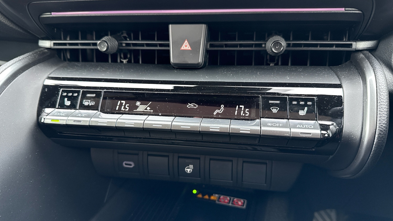 Used Toyota C-HR 2024 for sale - 77733013: Photo 37